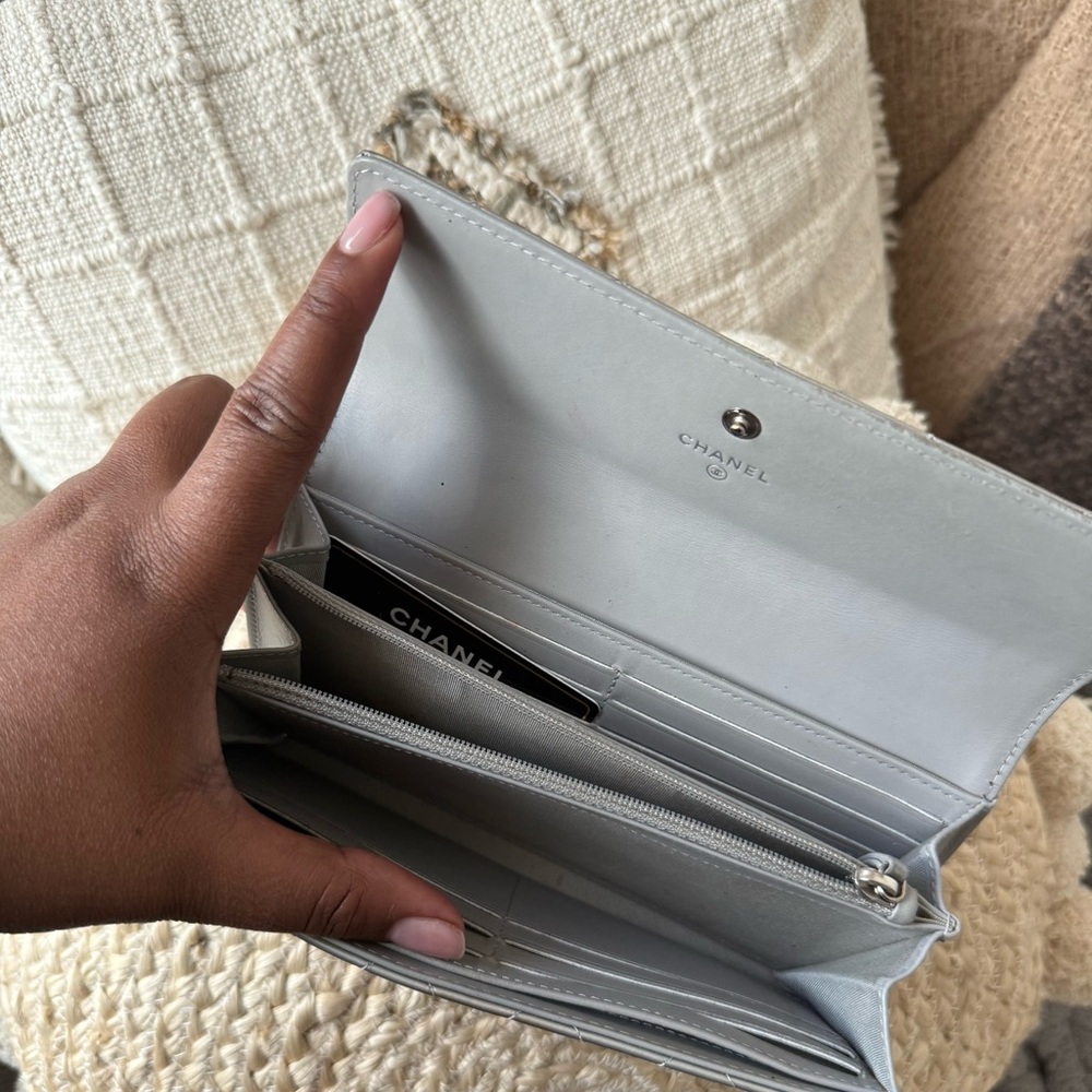 1 - Chanel Quilted Patent Leather Wallet - Picture 3 of 5